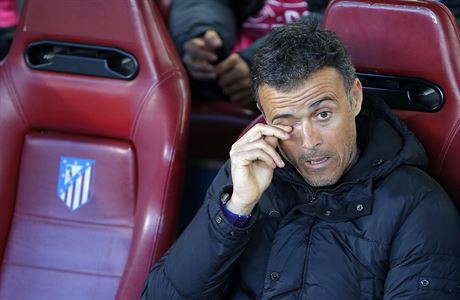 Luis Enrique ztrácí po tetí poráce Barcy bhem jednoho týdne pdu pod nohama.