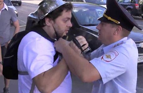 Pastafariáni jsou pi happeningu v Rusku zatýkáni policií.