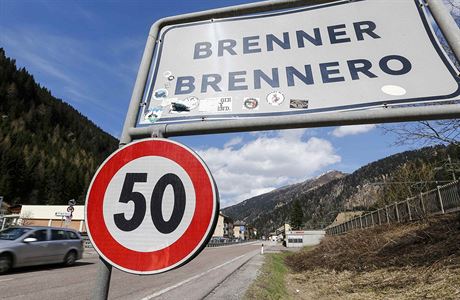 Hraniní pechod Brenner/Brennero mezi rakouskem a Itálií.