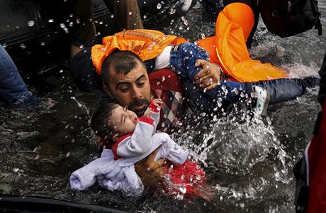 O Pulitzerovu cenu za zpravodajskou fotografii se podlily Reuters a New York...