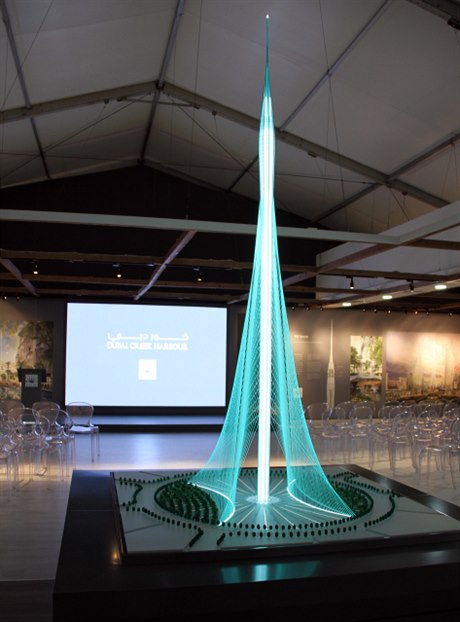 Štíhlá jako minaret. V Dubaji se chystá nová rekordní výšková stavba