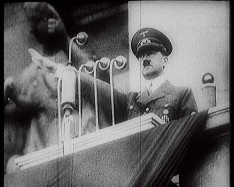 Hitler při Norimberském projevu