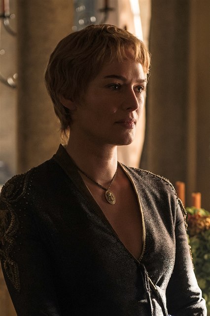 Lena Headeyová jako Cersei Lannister.