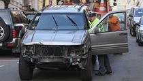 Nabourané auto policejního důstojníka Karla Kadlece.