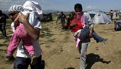 Evropsk komise zahjila vi esku zen kvli pijmn uprchlk. Problm m i Maarsko a Polsko
