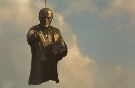 K nejvýznamnjím exponátm bude patit hlava obí Leninovy sochy z východního...