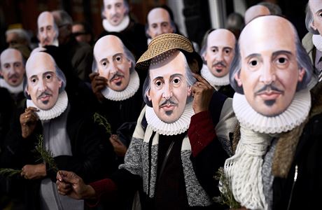 Nejvt oslavy se konaj v Shakespearov rodnm Stratfordu nad Avonou.