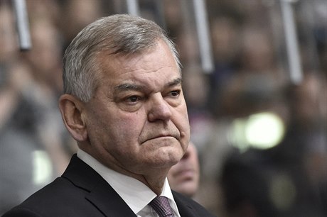 Vladimír Vůjtek ze sestavy vyřadil jen beka Voráčka a útočníka Vincoura.