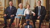 Britská královna Alžběta II. a následníci trůnu na novém oficiálním snímku...
