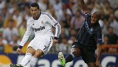 Real Madrid - Manchester City. Fotbalista Realu Cristiano Ronaldo (vlevo) a...