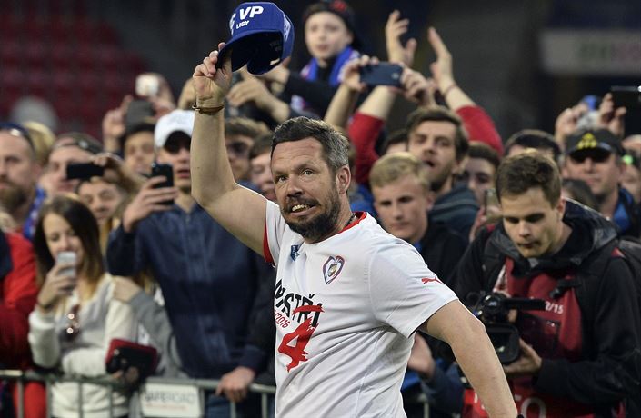 Pavel Horváth ani Karel Krejí se nevyhnuli obarvení vlas.
