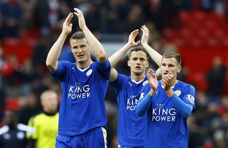 Fotbalisté Leicesteru se díky senzanímu triumfu stanou neekanými bohái.