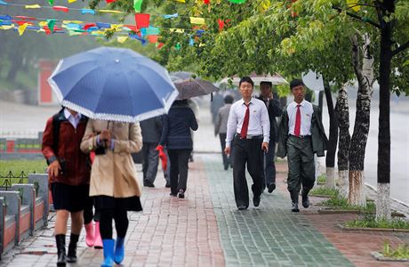Místo kol sdílet deštníky? Čínský podnikatel neuspěl, lidé vše rozkradli |  Zajímavosti | Lidovky.cz