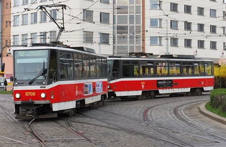 esk tramvaj T6A5 vyroben v KD.