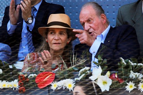 Bývalý panlský král Juan Carlos a jeho dcera infantka Elena, vévodkyn z Luga.