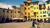 Lucca - náměstí Piazza Anfiteatro