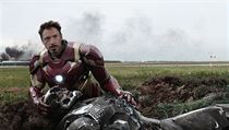 Tony Stark – Iron Man (Robert Downey jr.)