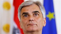 Rakousk kancl Walter Faymann na tiskov konferenci ve Vdni.