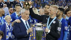 VIDEO: Leicester oslavil titul triumfem nad Evertonem, šampionům zapěl Bocelli