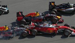 Daniil Kvjat, Sebastian Vettel a Daniel Ricciardo při Velké ceně Ruska | na serveru Lidovky.cz | aktuální zprávy