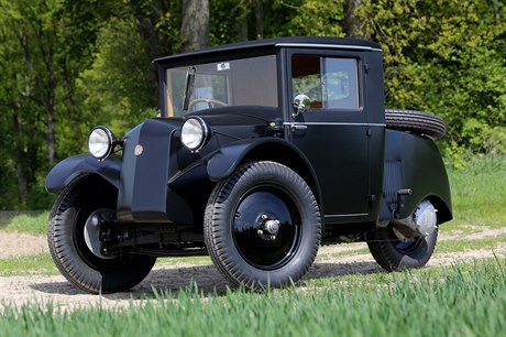 Replika pedváleného vozidla Tatra 49