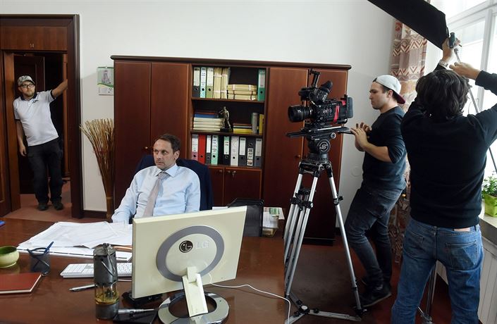 Deník Ostravaka - z natá�ení. Uprost�ed Igor Chmela v hlavní roli.