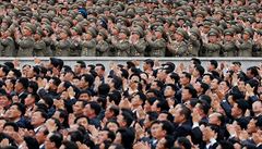 Tisíce Korejc se zúastnilo slavnostního prvodu, který zavril sjezd...