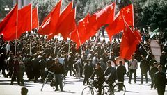 Kulturní revoluce v Číně (snímek z pekingského náměstí Nebeského klidu, 1966). | na serveru Lidovky.cz | aktuální zprávy
