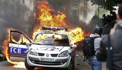 Pouliční střety v Paříži: protest proti policejnímu násilí přerostl v chaos