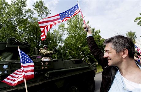 Ilustraní foto - vítání amerických voják.