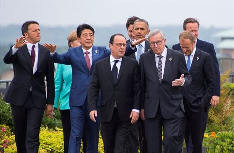Mocn svta na prvnm dni summitu G7 v Japonsku. Zleva italsk premir Matteo...