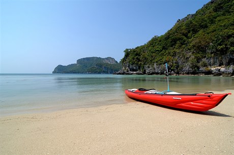 Kajakem na ostrovech v Thajsku