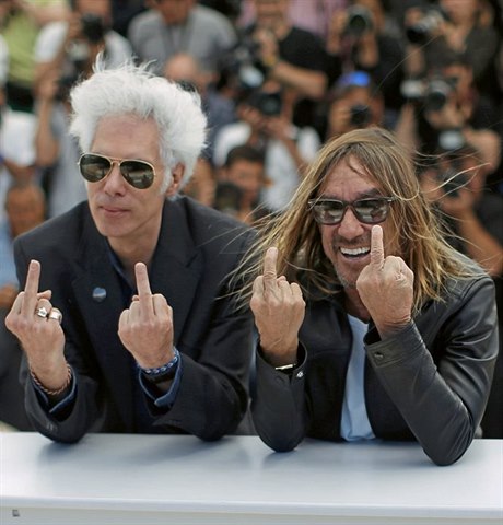 Punk není mrtev. Jim Jarmusch (vlevo) a Iggy Pop na festivalu v Cannes.