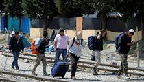 Lid obten zavazadly opoutj prostory tbora v Idomeni.