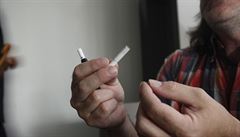 V Kanad popsali nov typ plicnch komplikac kuka e-cigaret, me za n zejm diacetyl