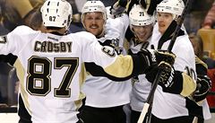 Pastrňák debutoval v NHL, Crosby přeskočil v bodování Voráčka