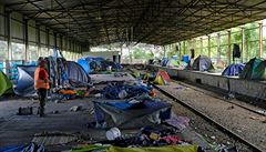 Evakuace tbora v Idomeni je u konce. Uprchlky rozvezly destky autobus