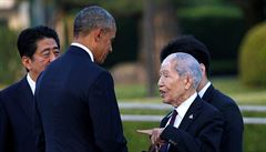 Barack Obama a inzo Abe hovoí s Sunao Cubojem, peivím jaderného útoku na...