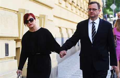 Jana Neasov (dve Nagyov) a Petr Neas.