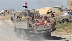 Irácké jednotky na pedmstí Fallúde.