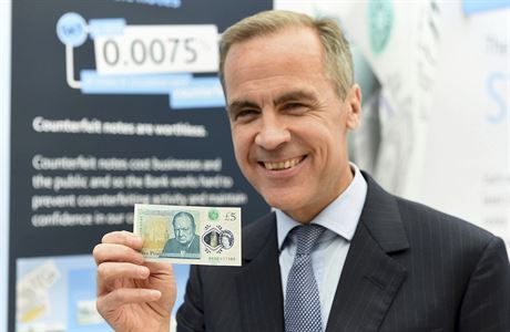Guvernér Bank of England Mark Carney pedstavil novou ptidolarovou bankovku.