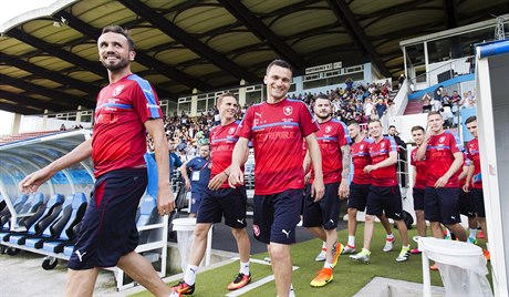 Čeští fotbalisté na prvním tréninku ve Francii