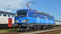 Lokomotiva Siemens Vectron v barvch spoelnosti D Cargo.