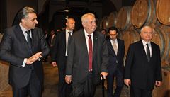 Prezident Milo Zeman (uprosted) navtívil v závru návtvy Arménie 9. ervna...