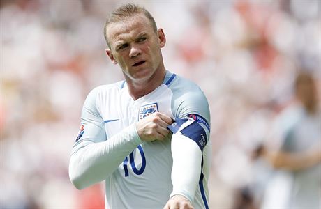 Anglie vs. Wales (Wayne Rooney).