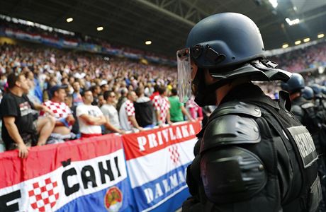 Bude Chorvatsko za výtrnosti svých fanouk potrestáno?