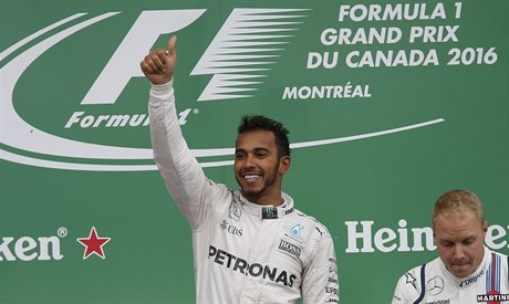 Závod formule 1 - VC Kanady (Lewis Hamilton slaví).