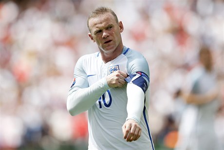 Anglie vs. Wales (Wayne Rooney).