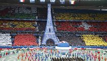 Zahájení fotbalového Eura. V Paříži nemohla chybět Eiffelova věž.