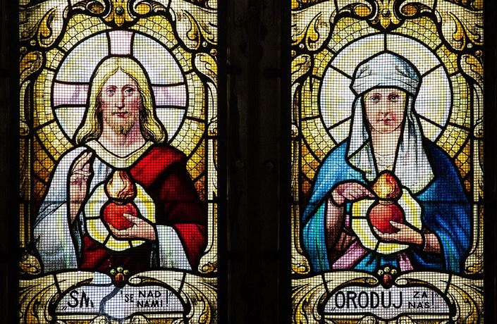 Vitráová okna Invalidovny.